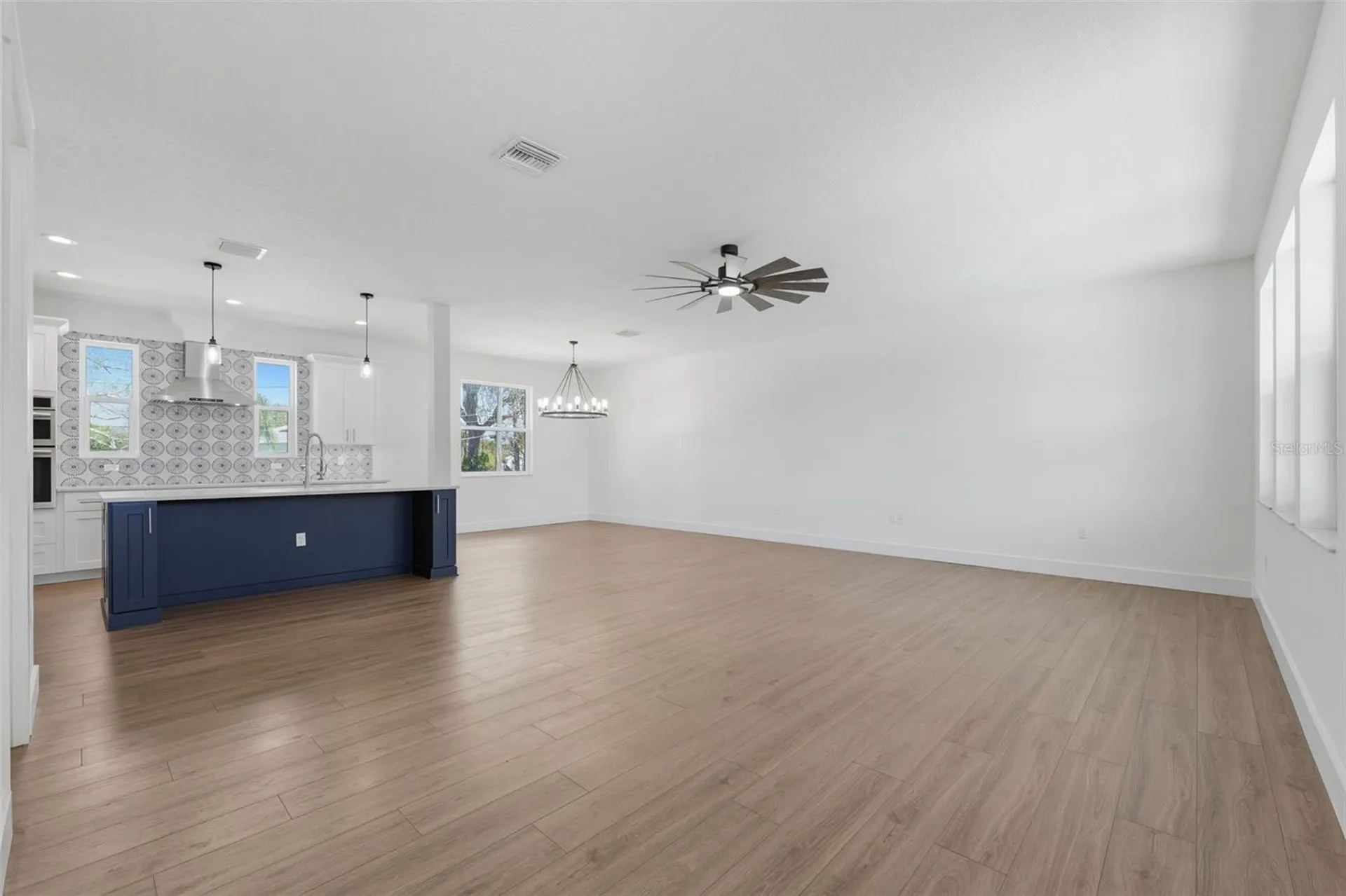 132 Pennsylvania Avenue Palm Harbor FL 34683