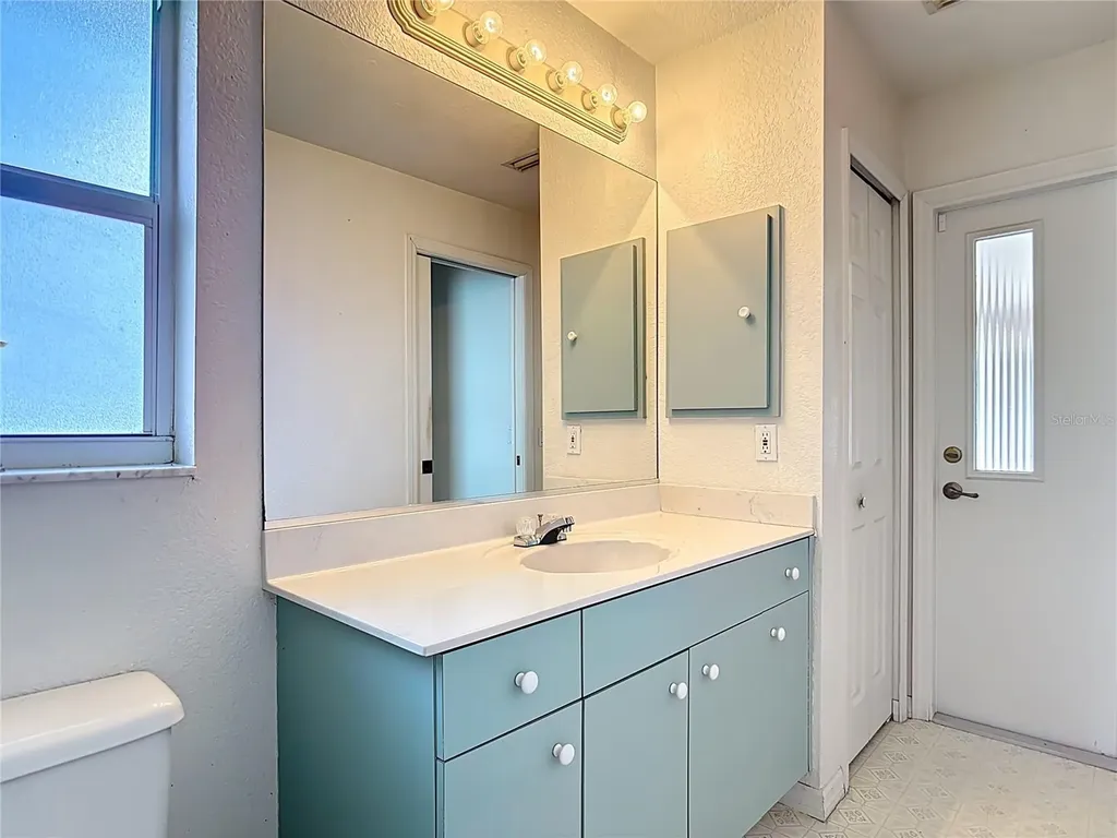 104 Mark Twain Lane Rotonda West FL 33947