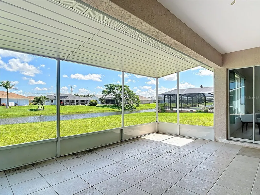 104 Mark Twain Lane Rotonda West FL 33947