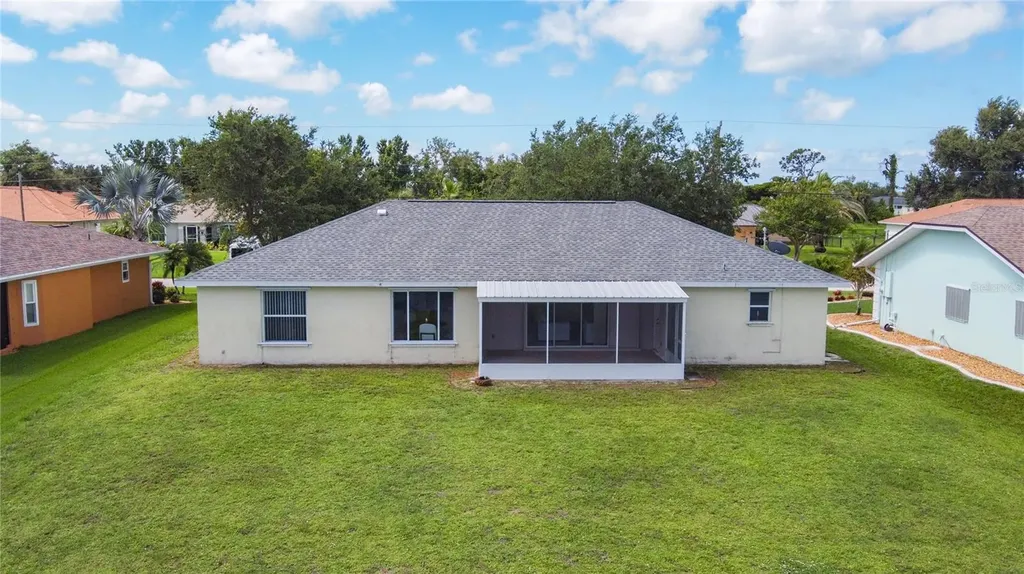 104 Mark Twain Lane Rotonda West FL 33947