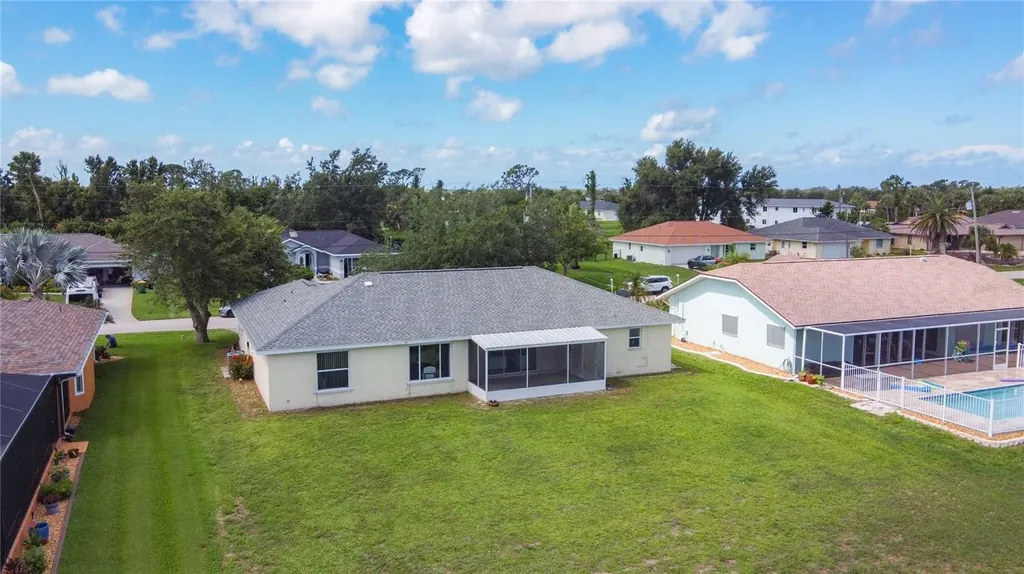 104 Mark Twain Lane Rotonda West FL 33947
