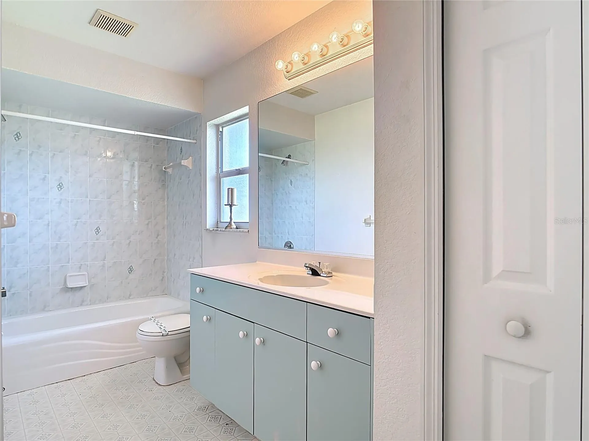 104 Mark Twain Lane Rotonda West FL 33947