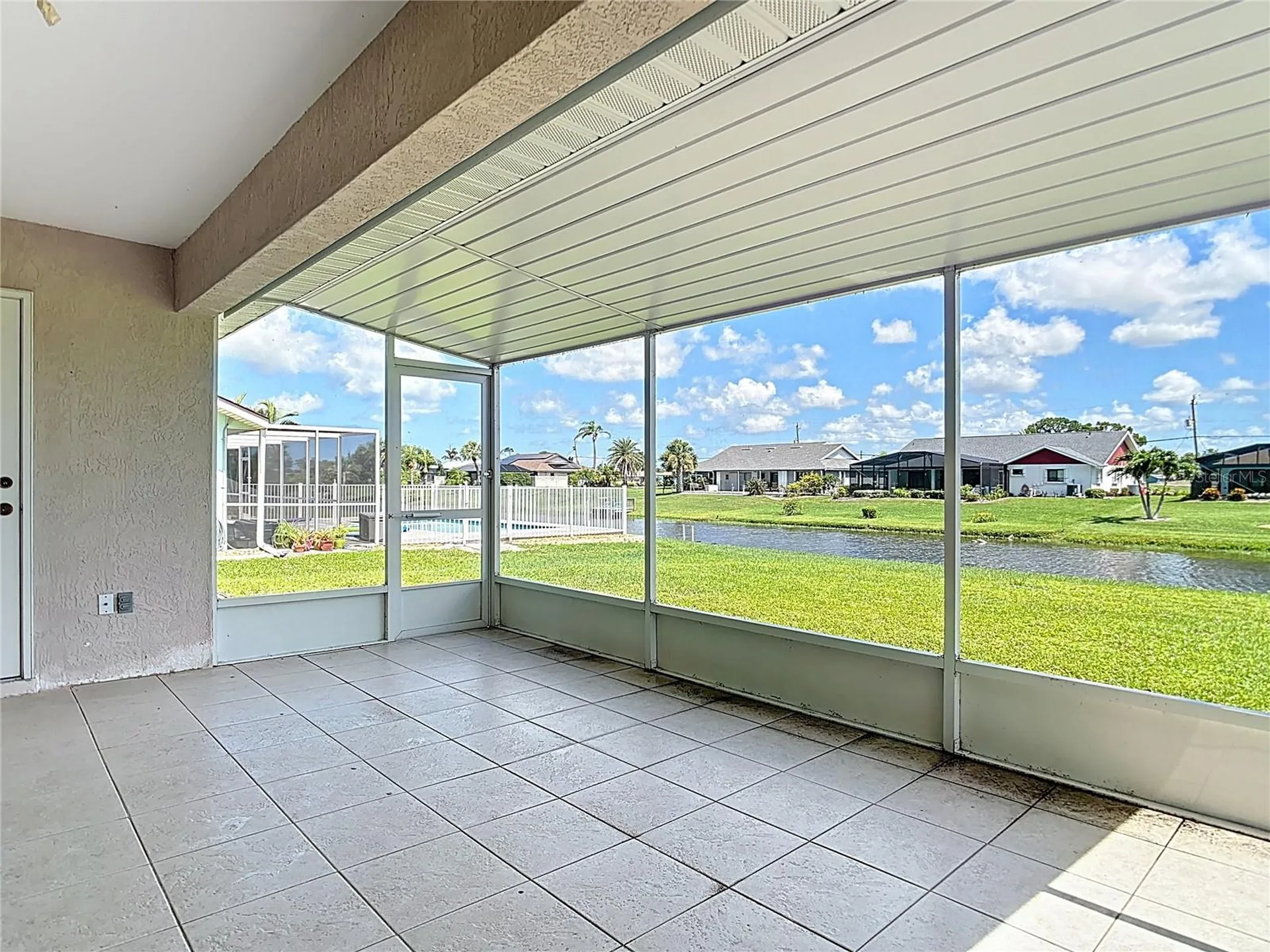 104 Mark Twain Lane Rotonda West FL 33947
