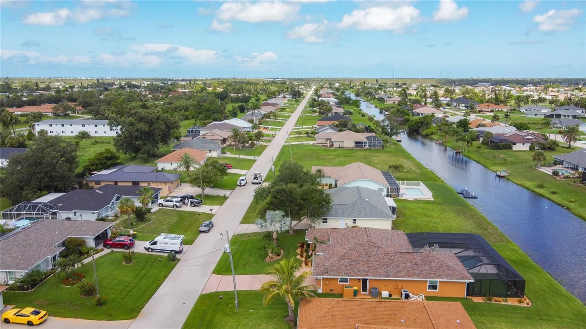 104 Mark Twain Lane Rotonda West FL 33947
