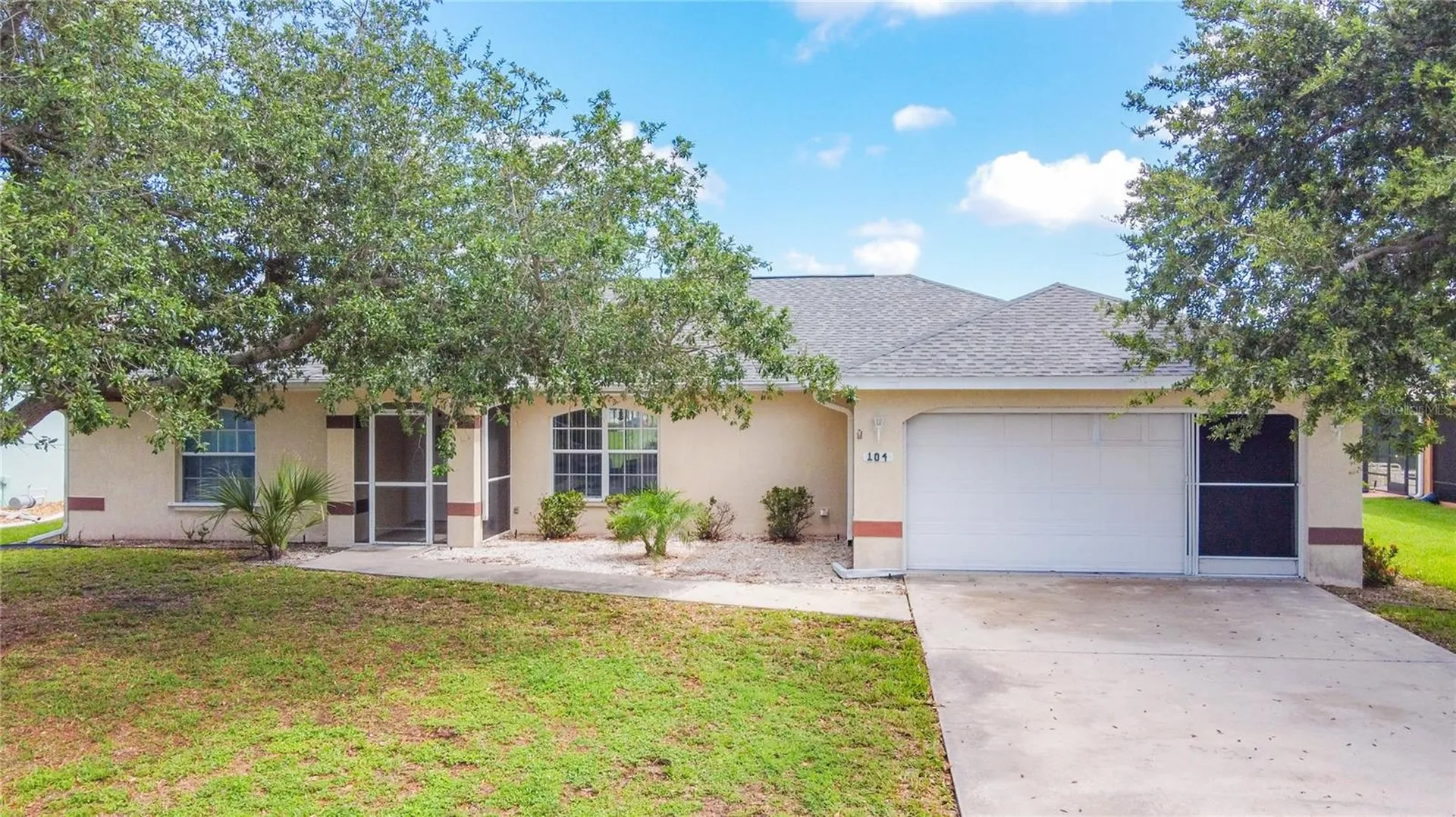 104 Mark Twain Lane Rotonda West FL 33947