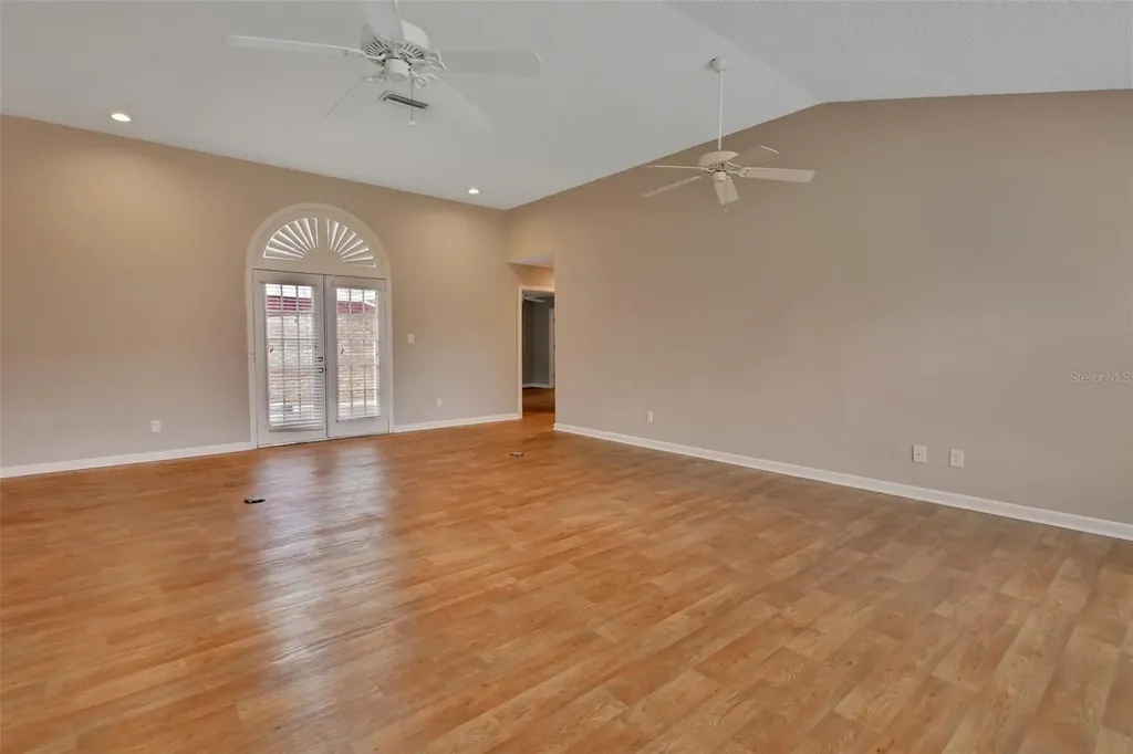 2480 S Glen Eagles Drive Deland FL 32724