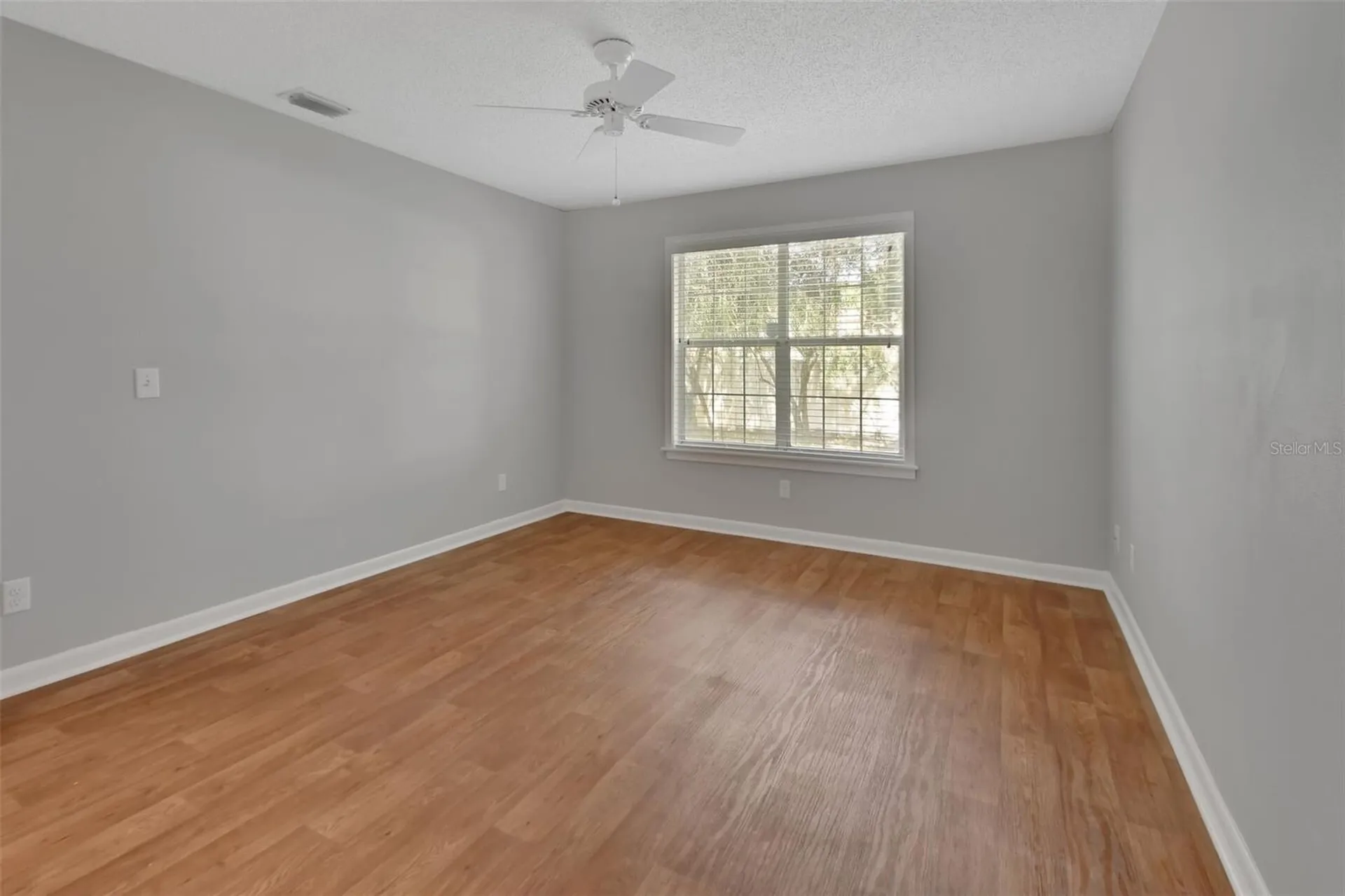 2480 S Glen Eagles Drive Deland FL 32724