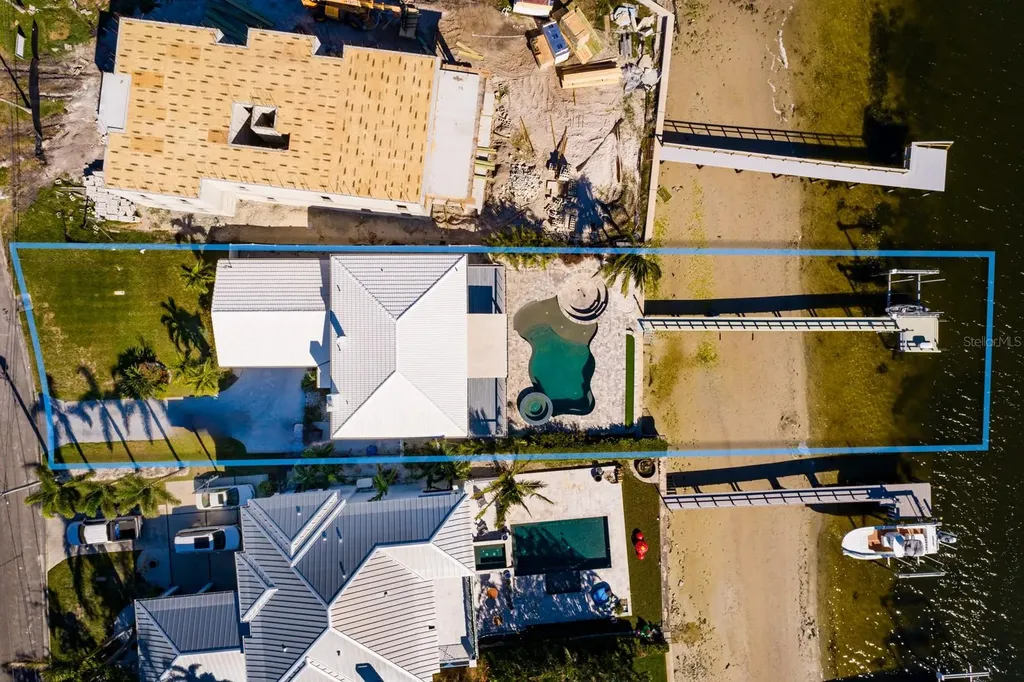 3319 Bayshore Boulevard NE St Petersburg FL 33703