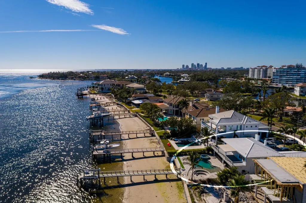 3319 Bayshore Boulevard NE St Petersburg FL 33703