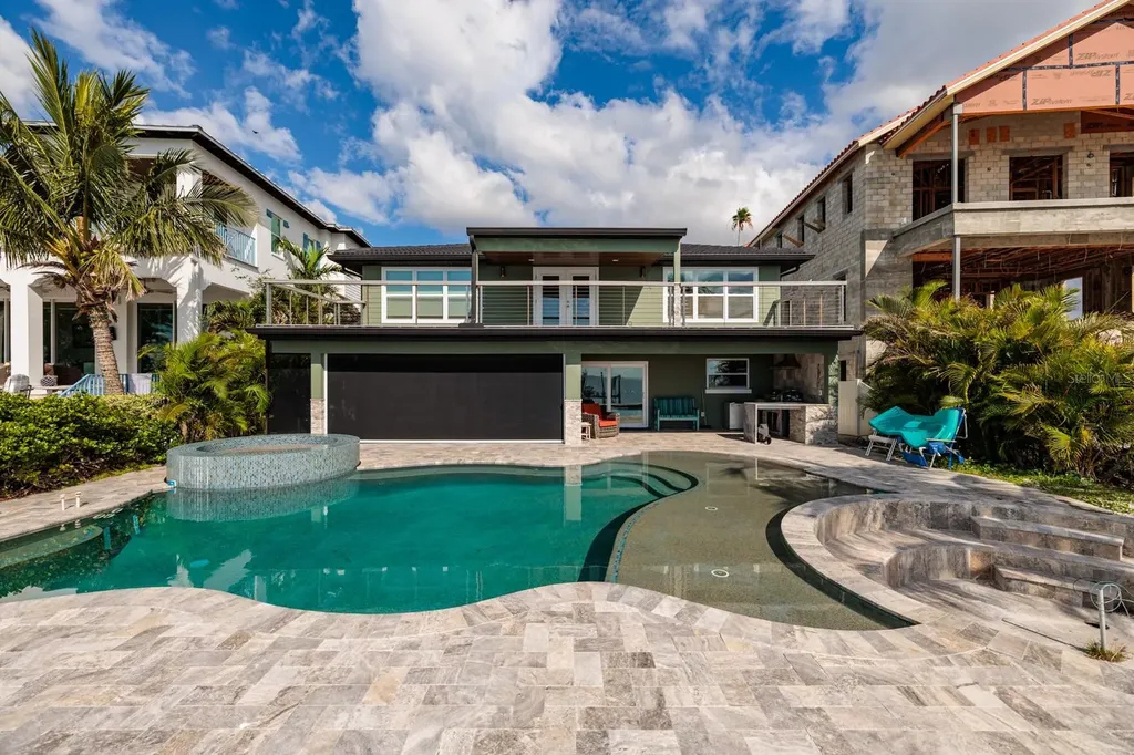 3319 Bayshore Boulevard NE St Petersburg FL 33703