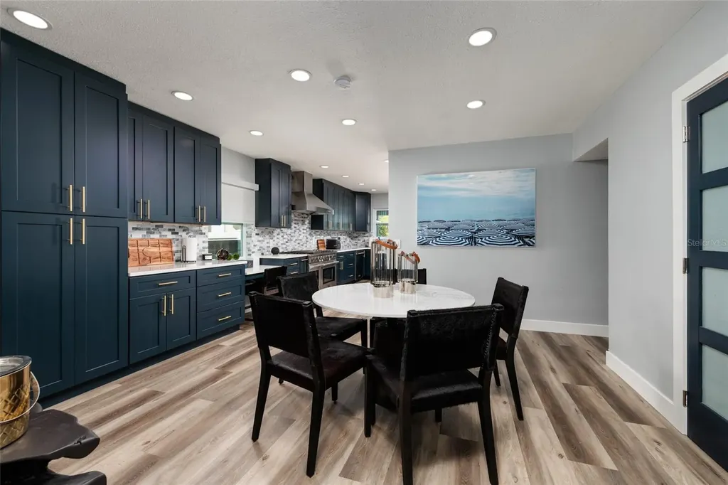 3319 Bayshore Boulevard NE St Petersburg FL 33703