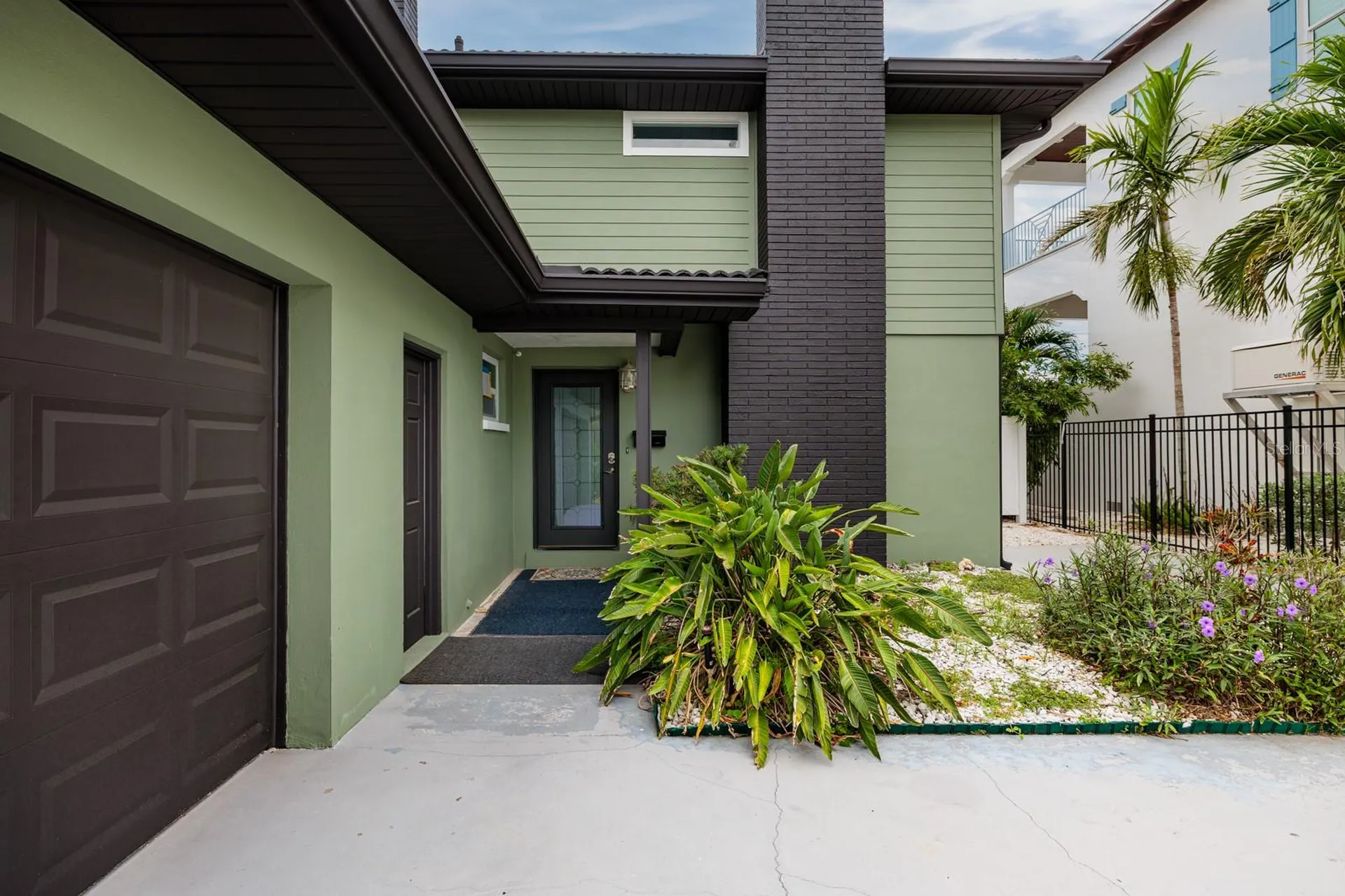 3319 Bayshore Boulevard NE St Petersburg FL 33703