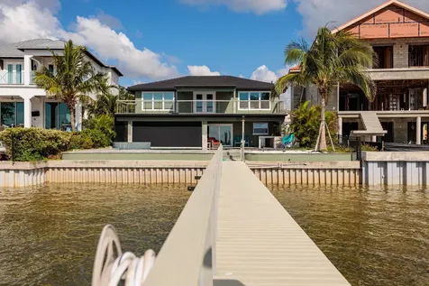 3319 Bayshore Boulevard NE St Petersburg FL 33703