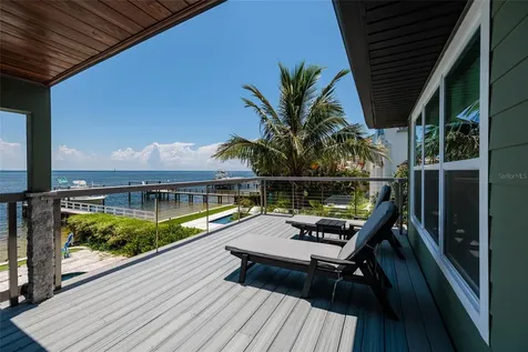 3319 Bayshore Boulevard NE St Petersburg FL 33703