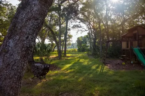 10 Lexington Court Flagler Beach FL 32136