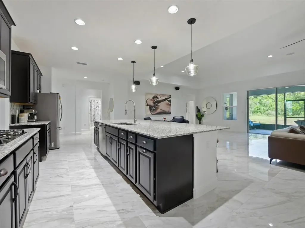 5264 Obsidian Gate Drive Mount Dora FL 32757