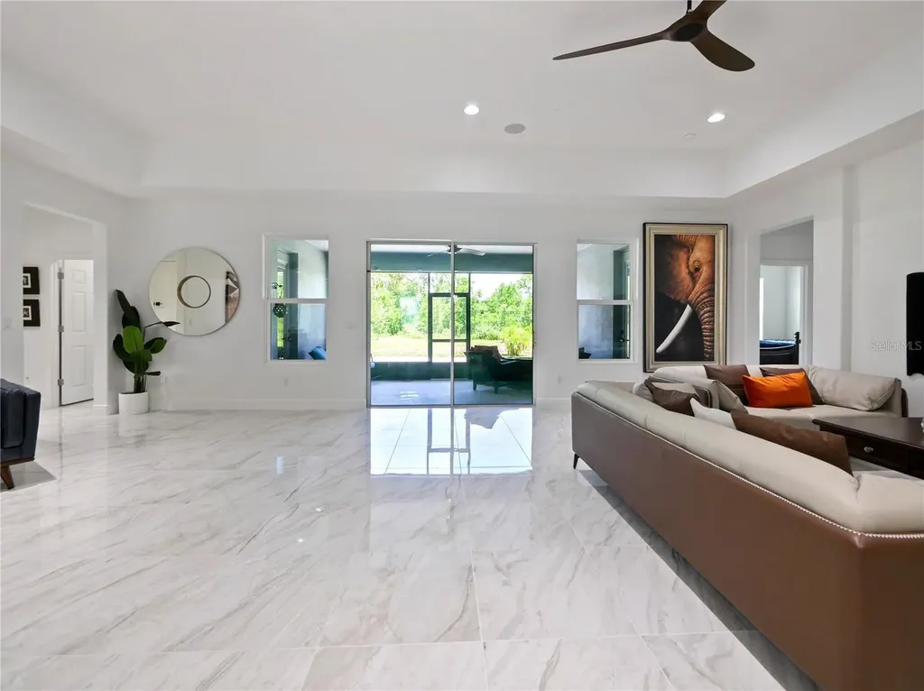 5264 Obsidian Gate Drive Mount Dora FL 32757