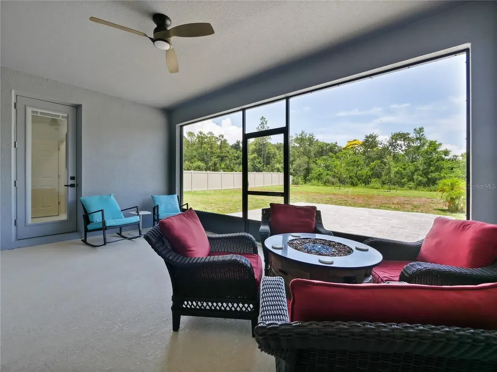 5264 Obsidian Gate Drive Mount Dora FL 32757