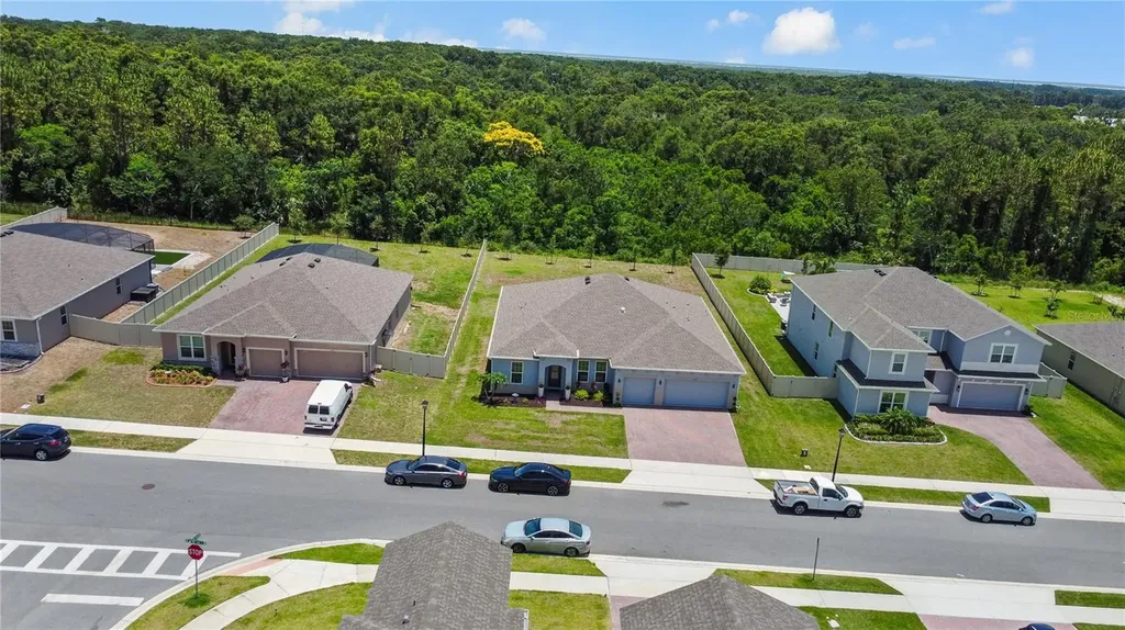 5264 Obsidian Gate Drive Mount Dora FL 32757