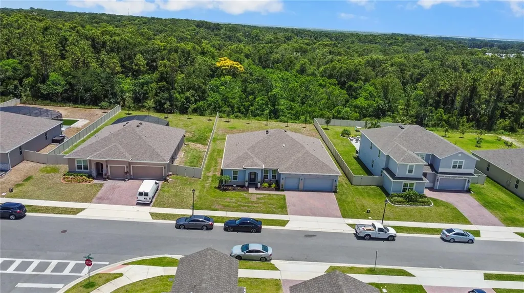 5264 Obsidian Gate Drive Mount Dora FL 32757