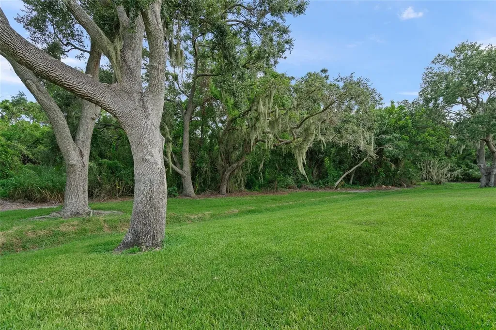 4443 Kariba Lake Terrace Sarasota FL 34243