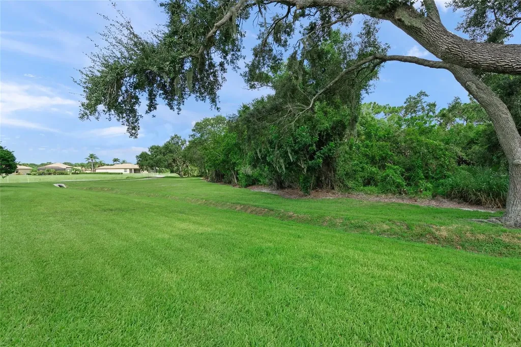 4443 Kariba Lake Terrace Sarasota FL 34243