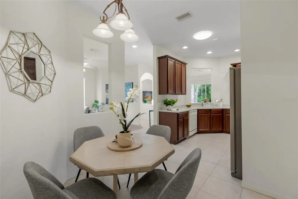 4443 Kariba Lake Terrace Sarasota FL 34243