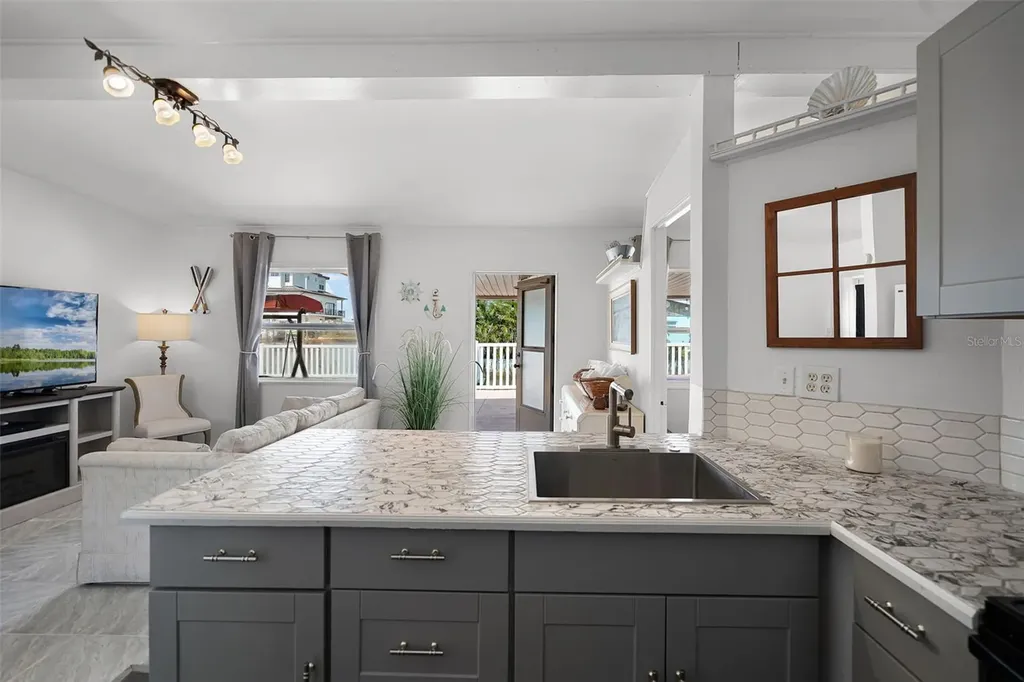 13901 Old Dixie Highway Hudson FL 34667