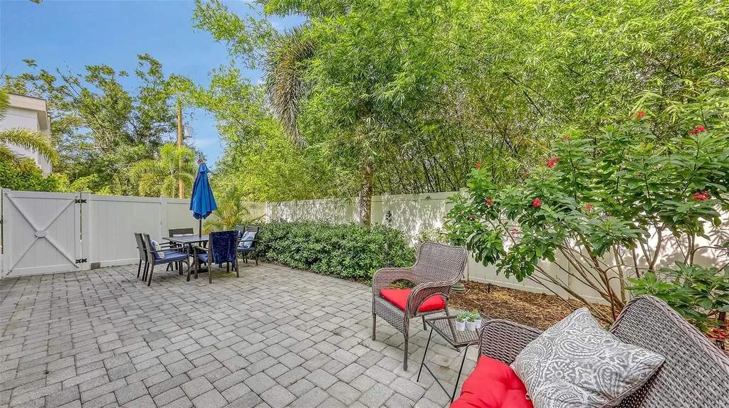 2410 Prospect Street Sarasota FL 34239