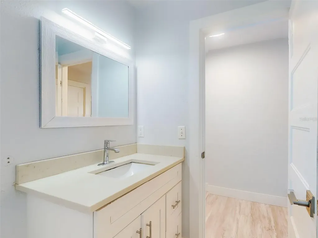 5476 W Bayshore Drive Port Orange FL 32127