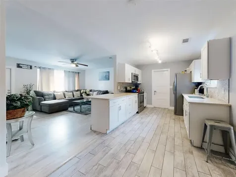 5476 W Bayshore Drive Port Orange FL 32127