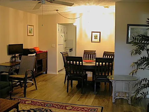 5217 81st Street N St Petersburg FL 33709