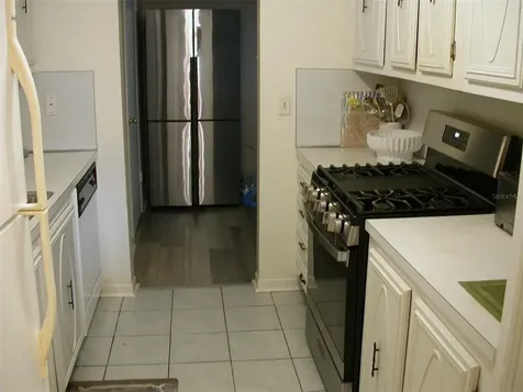5217 81st Street N St Petersburg FL 33709
