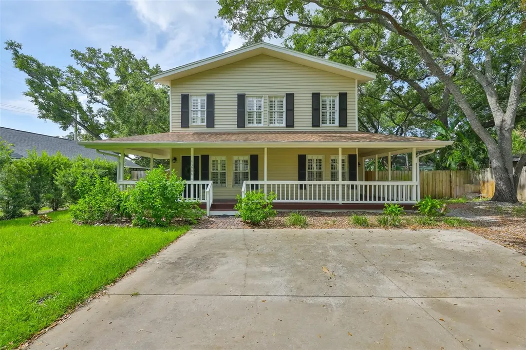 3906 W San Luis Street Tampa FL 33629