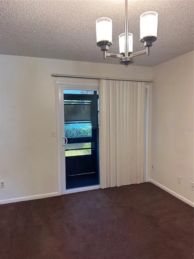39132 County Road 54 Road Zephyrhills FL 33542