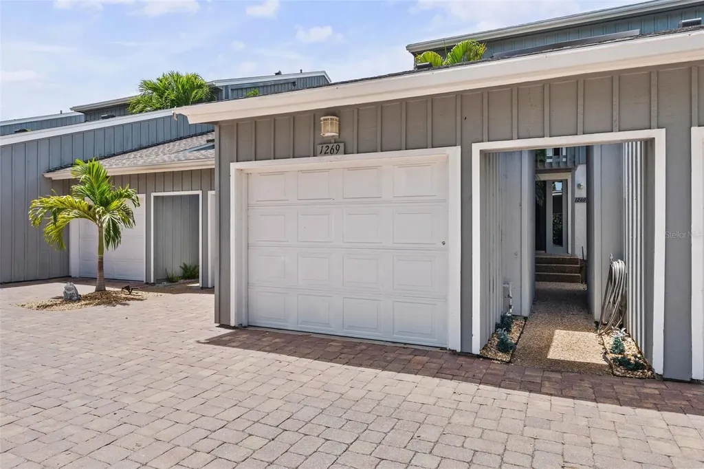 1269 Dockside Place Sarasota FL 34242