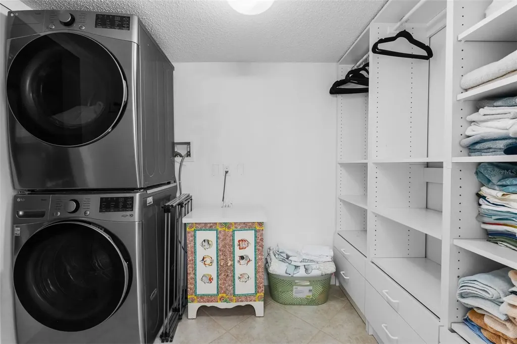 1269 Dockside Place Sarasota FL 34242