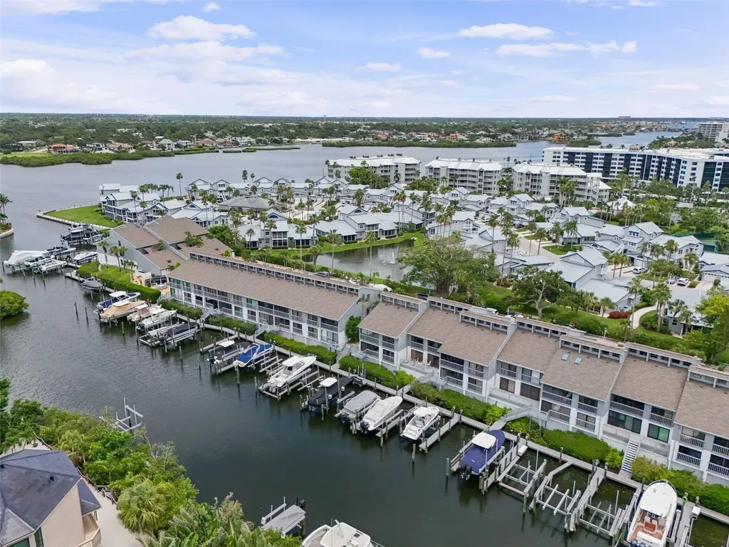 1269 Dockside Place Sarasota FL 34242