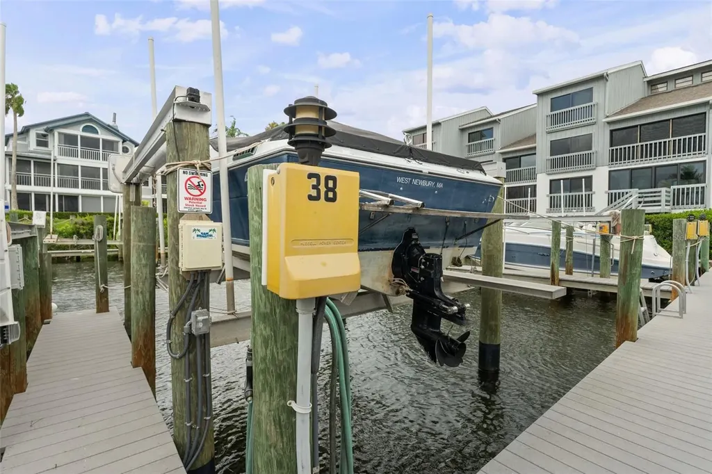 1269 Dockside Place Sarasota FL 34242