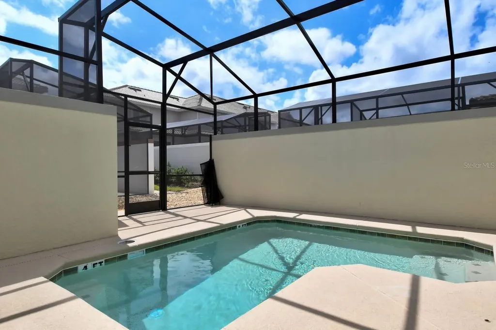 4810 Memories Lane Kissimmee FL 34746