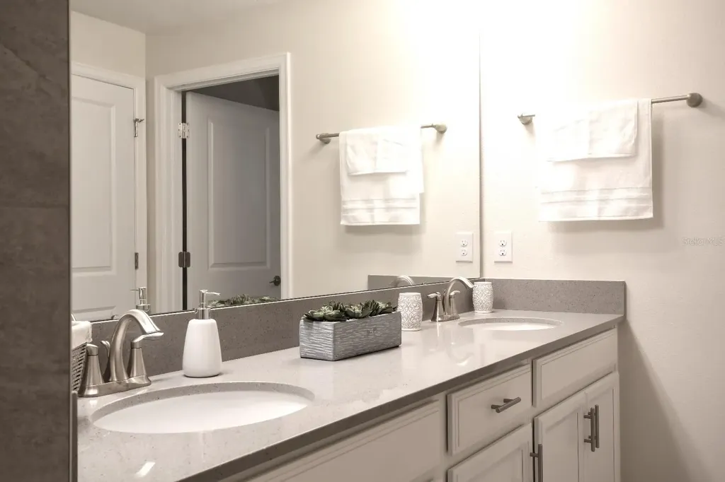 4810 Memories Lane Kissimmee FL 34746