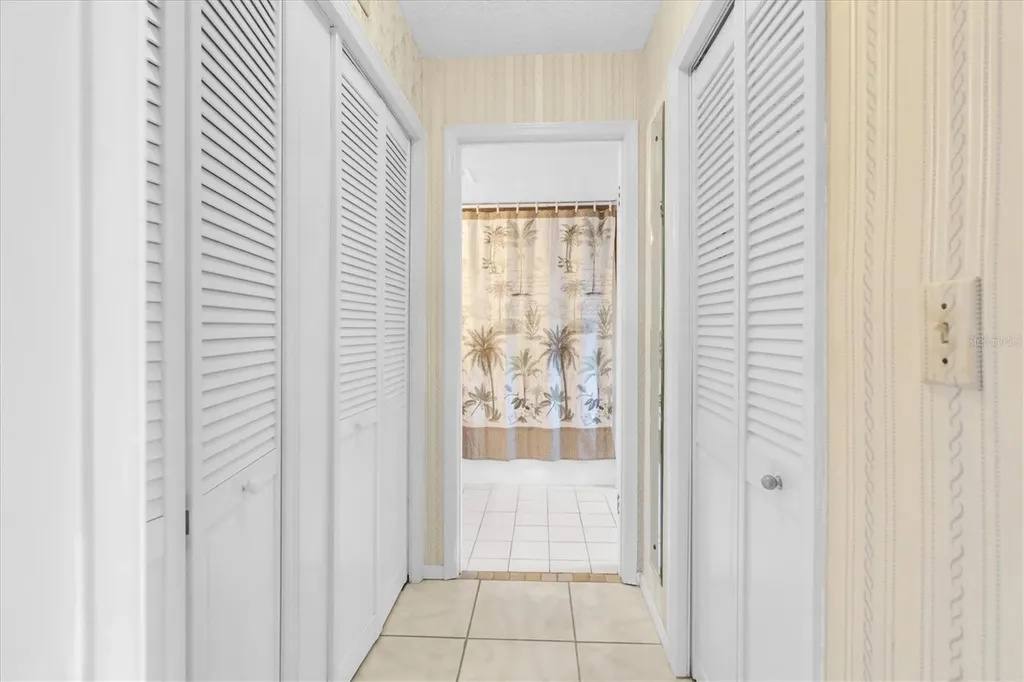 8198 Terrace Garden Drive St Petersburg FL 33709