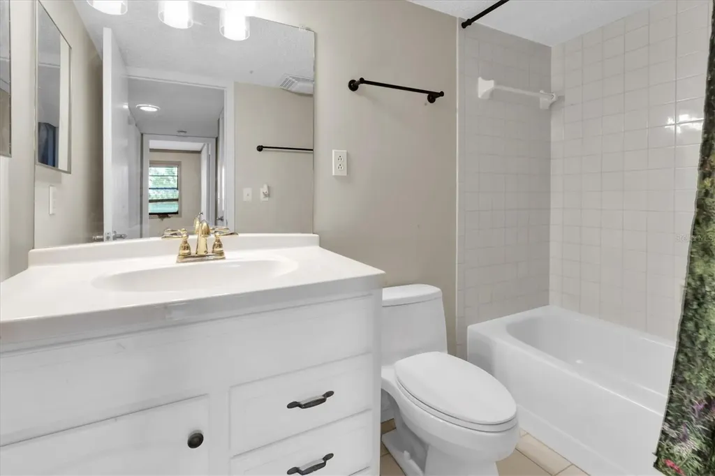 8198 Terrace Garden Drive St Petersburg FL 33709