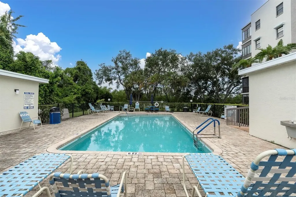 8198 Terrace Garden Drive St Petersburg FL 33709