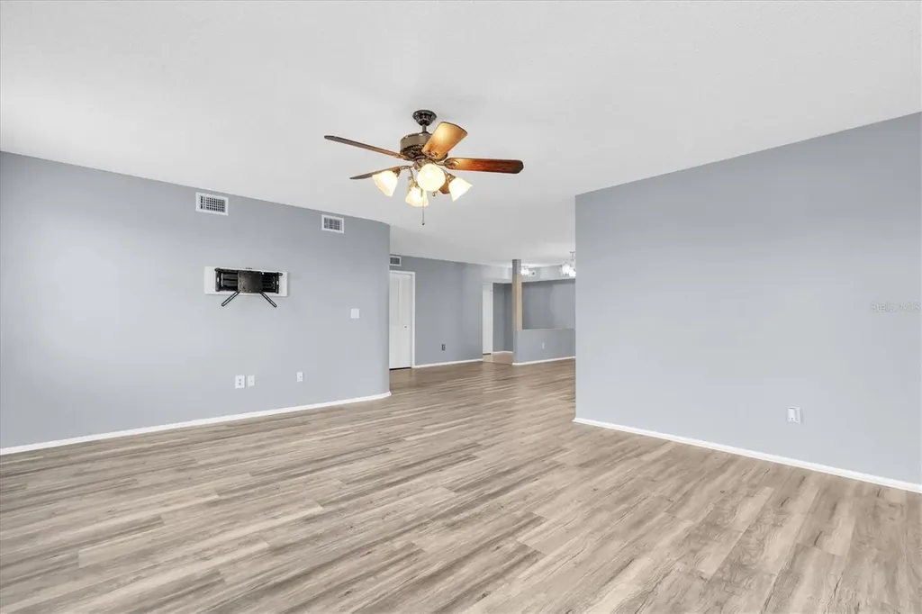 8198 Terrace Garden Drive St Petersburg FL 33709