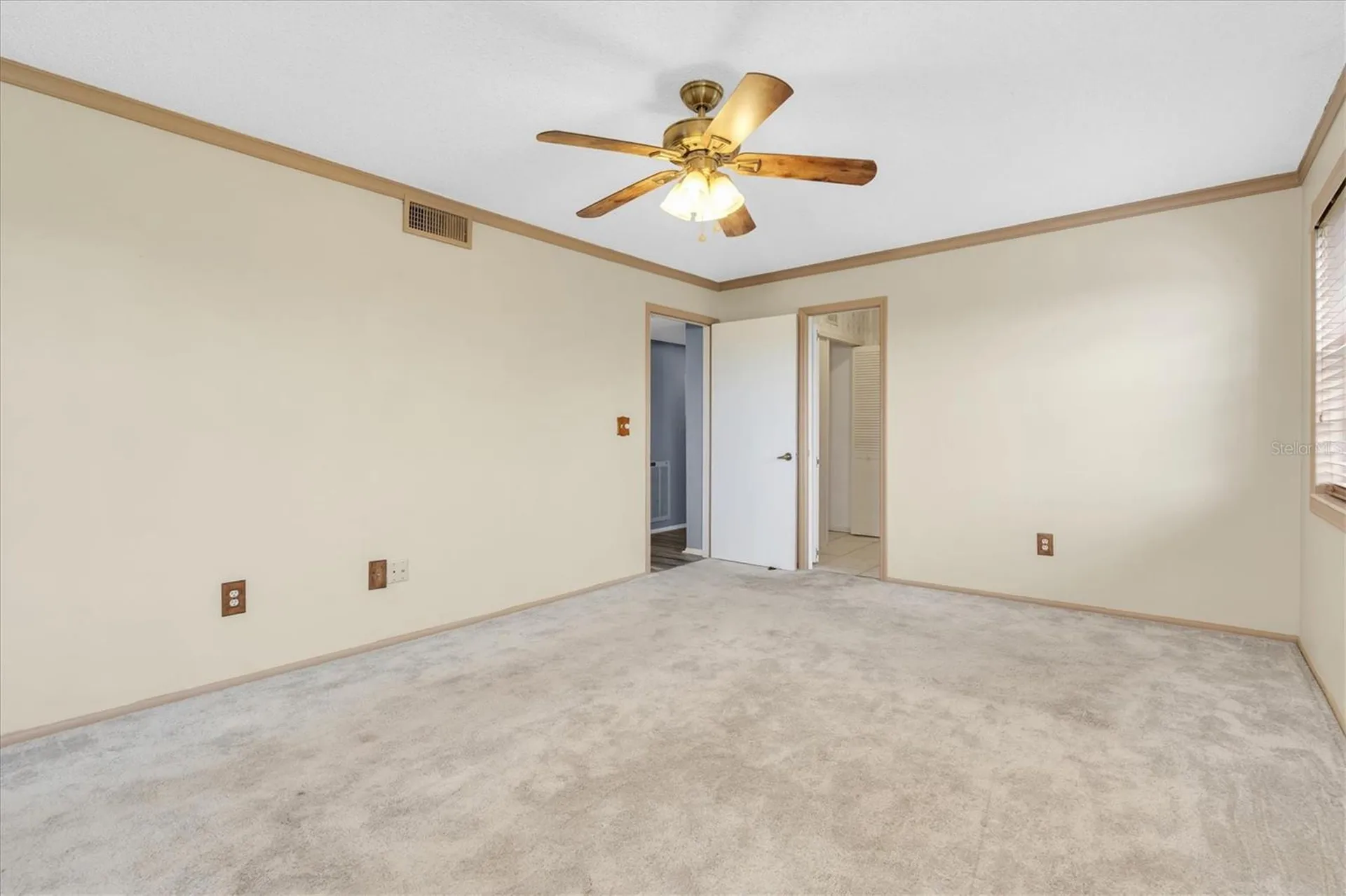 8198 Terrace Garden Drive St Petersburg FL 33709