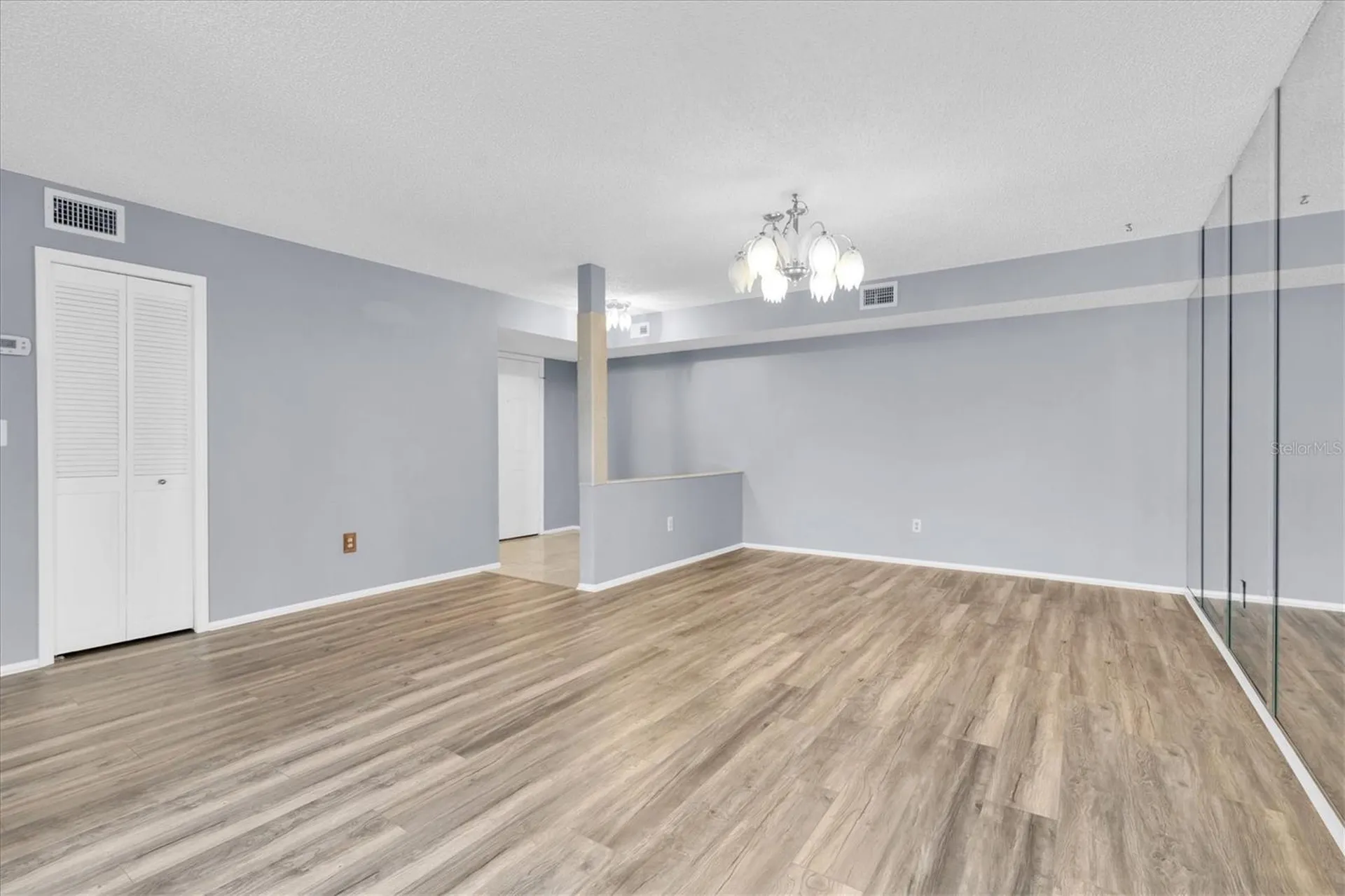 8198 Terrace Garden Drive St Petersburg FL 33709