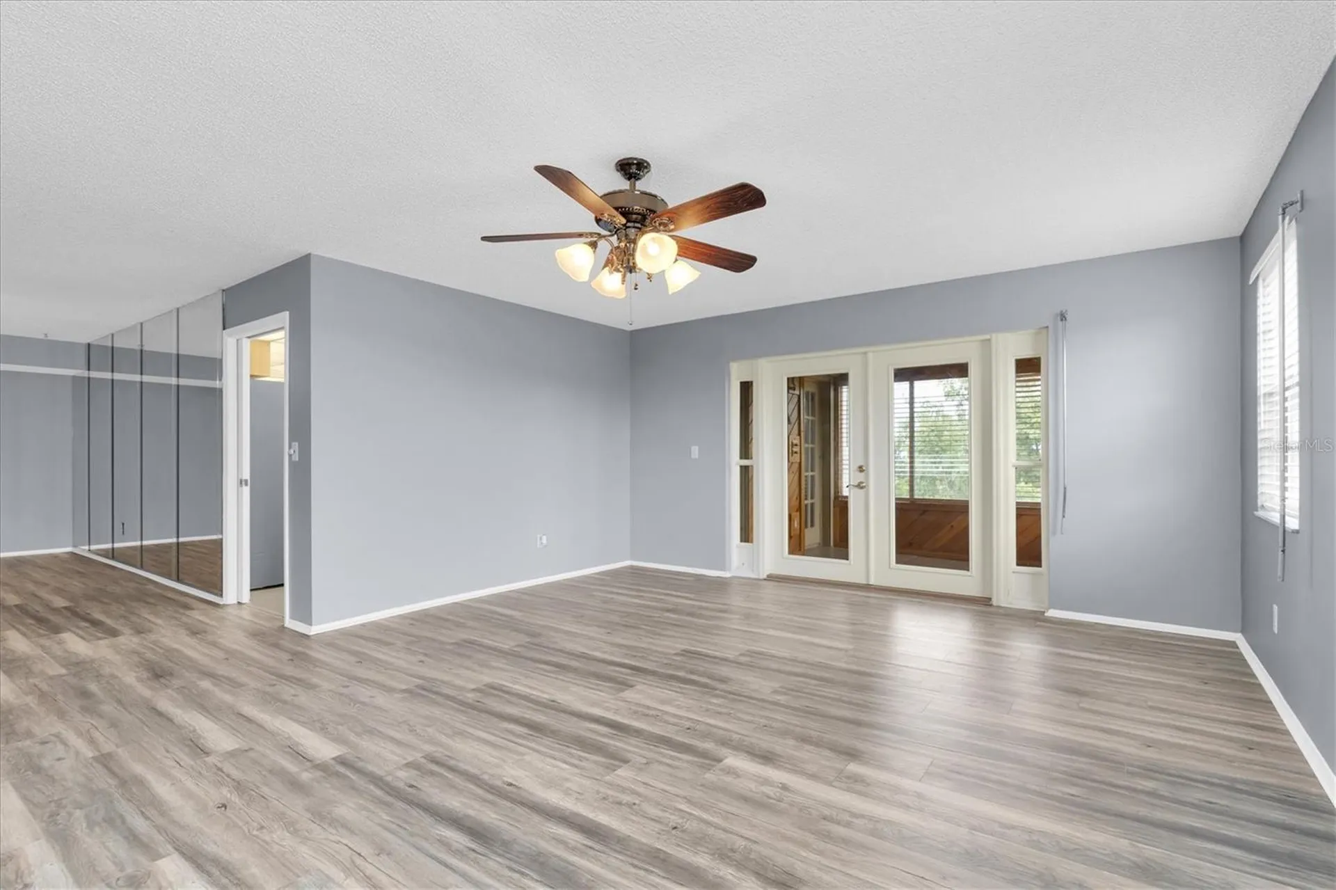 8198 Terrace Garden Drive St Petersburg FL 33709