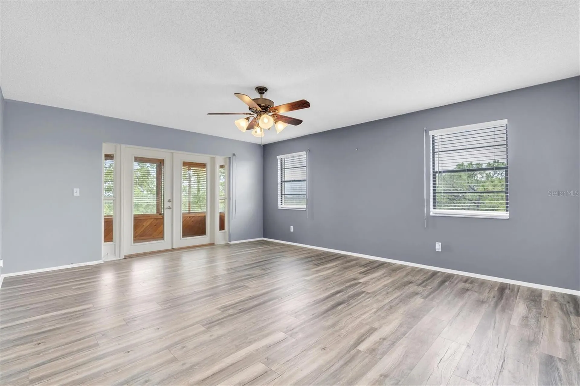 8198 Terrace Garden Drive St Petersburg FL 33709