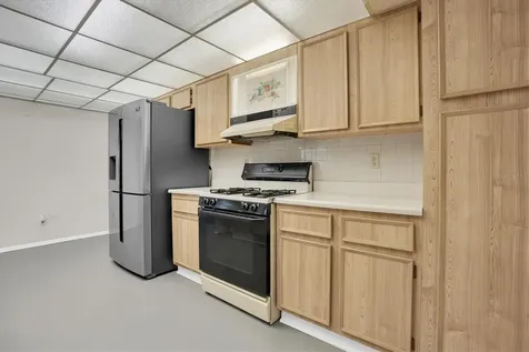 8198 Terrace Garden Drive St Petersburg FL 33709